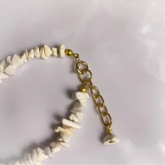 Howlite Bracelet - Picture 4 of 4